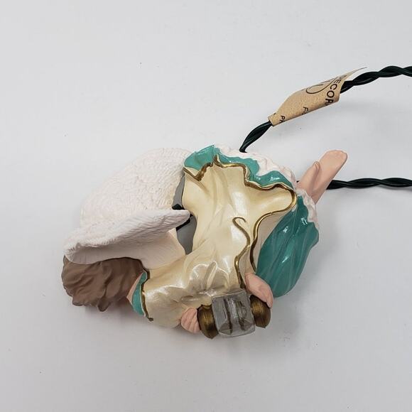 1995 Hallmark Lighting The Way Magic Keepsake Holiday Christmas Ornament. - Picture 6 of 8